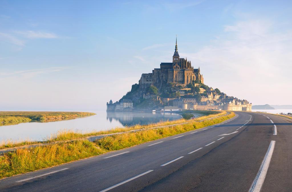 Le Mouton Blanc Hotel Mont-Saint-Michel Luaran gambar